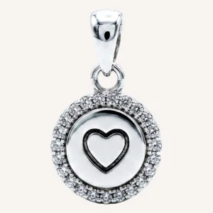 Round Cubic Heart Pendant detail